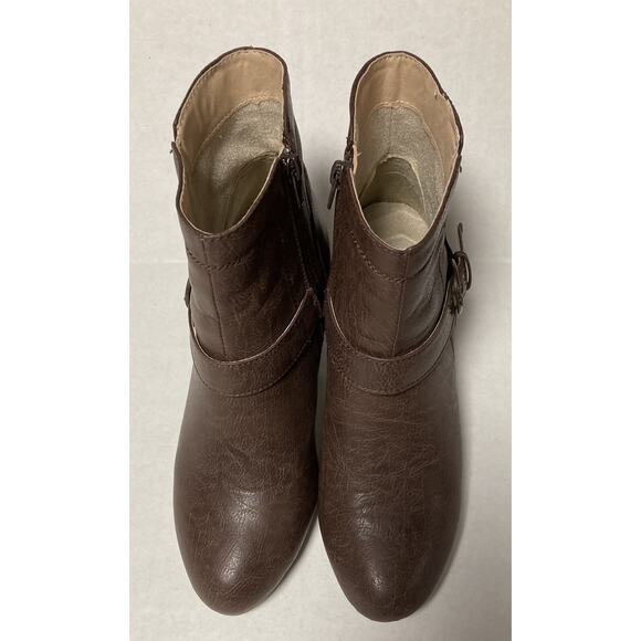 Womens Faux Leather Ankle Shoe Boots w Side Zipper Brown Unbranded Size 8M - Picture 3 of 10